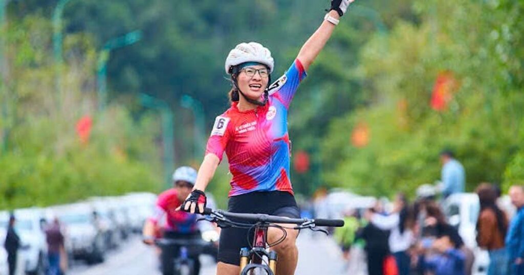 Quảng Ninh: Giải đua xe đạp “Về miền Di sản” tại Khu di tích quốc gia Nhà Trần