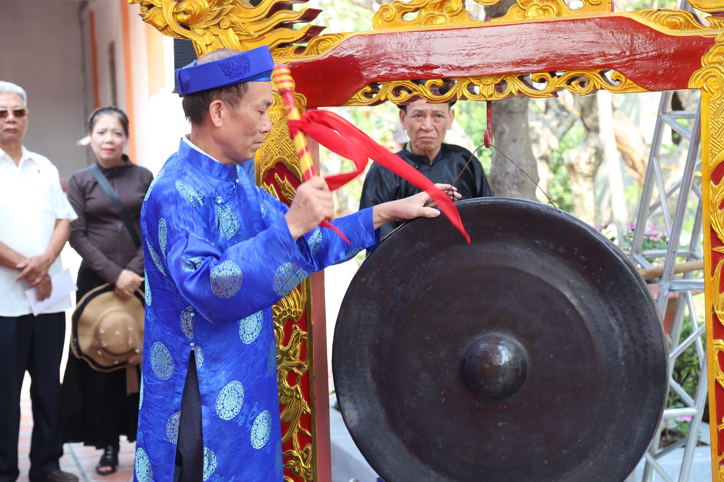 4b-chu-tich-noi-chieng-1777696788.jpg