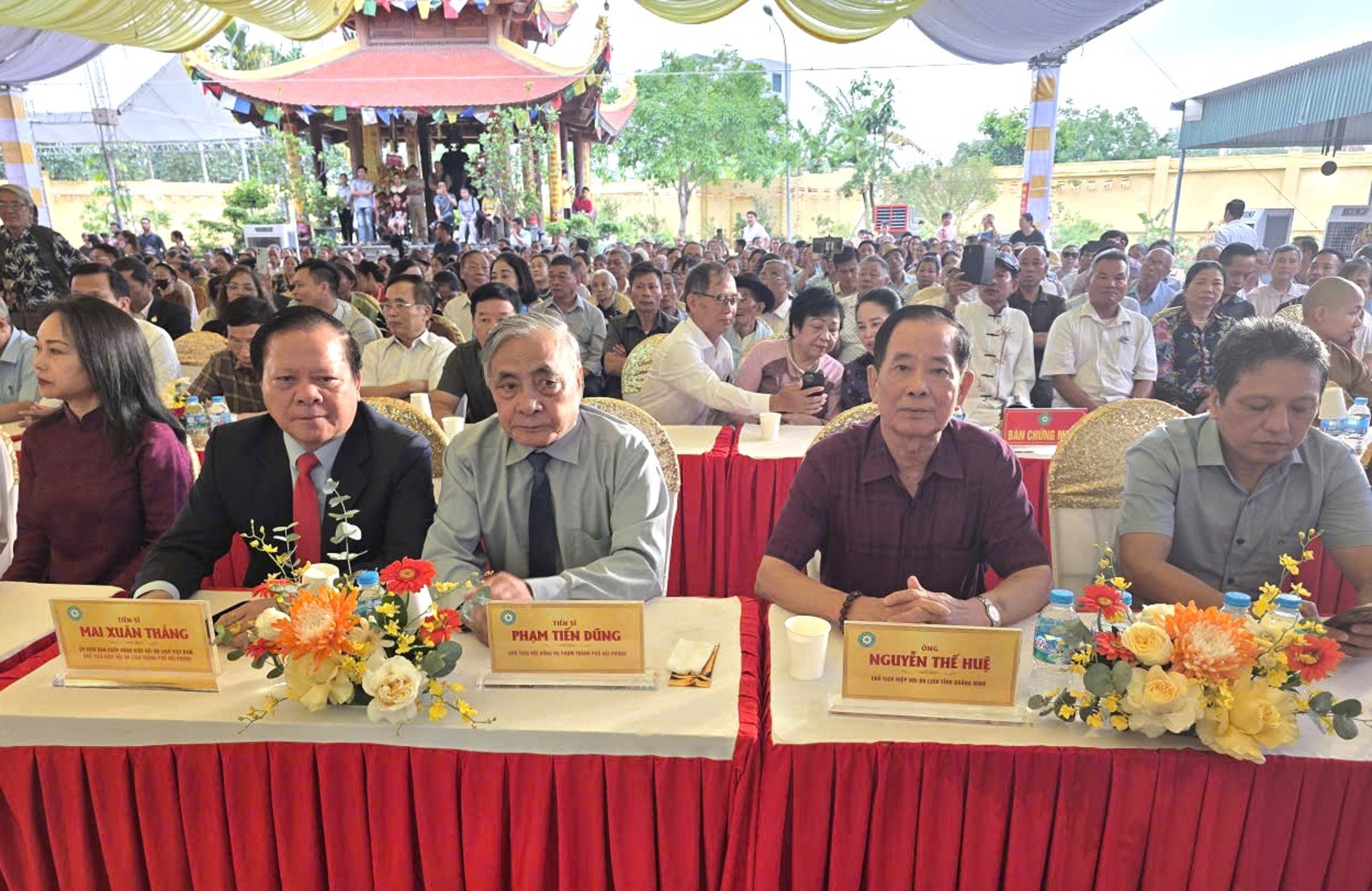 ong-hue-nghe-1777819876.jpg