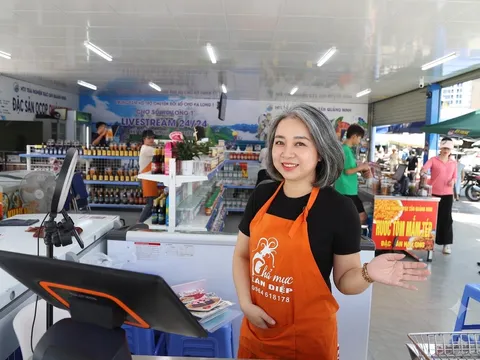 Từ chợ truyền thống đến không gian mua sắm số: Mô hình mới cho du lịch hiện đại